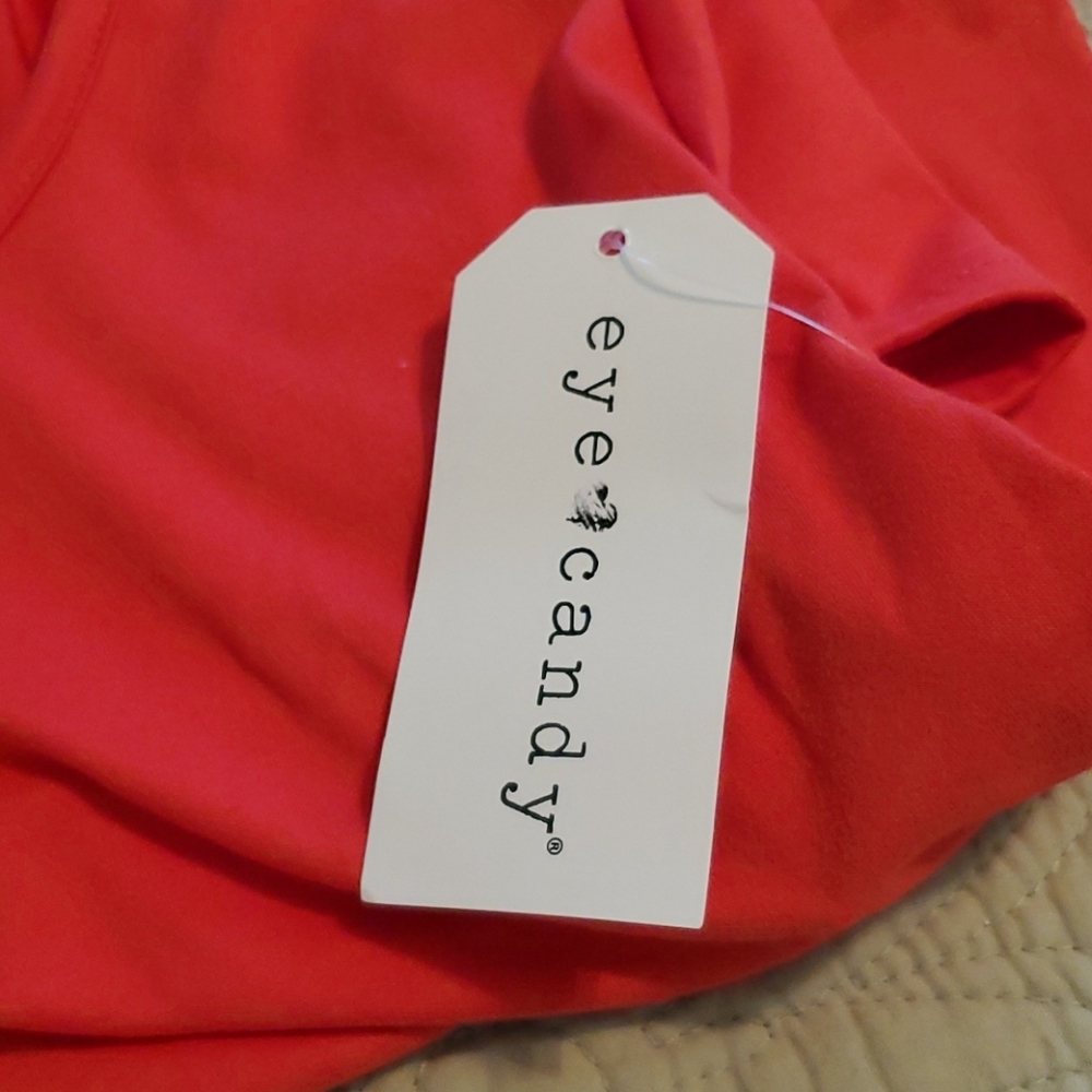 Ladies top - Picture 3 of 3